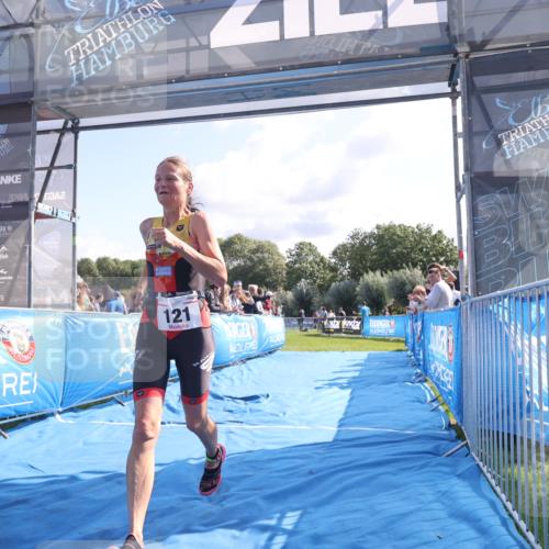25.08.2024 - Elbe Triathlon Hamburg H.Heesch http://msf.ph/oto/6856709 25.08.2024 10:53:34 Ziel 125, 133, 232 meine-sportfotos.de