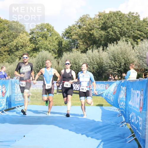 25.08.2024 - Elbe Triathlon Hamburg H.Heesch http://msf.ph/oto/6856739 25.08.2024 16:12:45 Ziel  meine-sportfotos.de