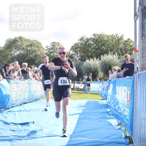 25.08.2024 - Elbe Triathlon Hamburg H.Heesch http://msf.ph/oto/6856760 25.08.2024 10:53:42 Ziel 133, 310, 318 meine-sportfotos.de
