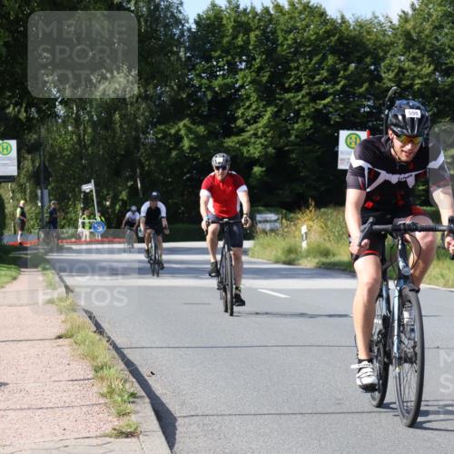 25.08.2024 - Elbe Triathlon Hamburg Fuchs,  Jonas http://msf.ph/oto/6856768 25.08.2024 10:40:35 Radfahren 491, 598, 781, 783, 648 meine-sportfotos.de