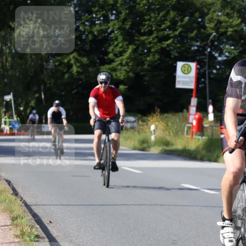 25.08.2024 - Elbe Triathlon Hamburg Fuchs,  Jonas http://msf.ph/oto/6856775 25.08.2024 10:40:35 Radfahren 491, 598, 781, 783, 648 meine-sportfotos.de