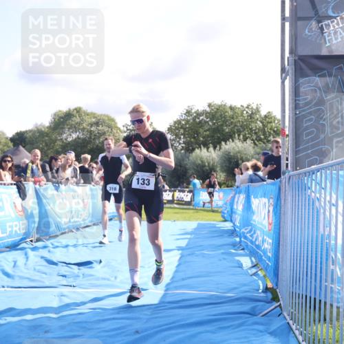 25.08.2024 - Elbe Triathlon Hamburg H.Heesch http://msf.ph/oto/6856789 25.08.2024 10:53:42 Ziel 133, 310, 318 meine-sportfotos.de