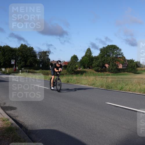25.08.2024 - Elbe Triathlon Hamburg Fuchs,  Jonas http://msf.ph/oto/6856795 25.08.2024 09:20:20 Radfahren 263, 279, 322, 313 meine-sportfotos.de
