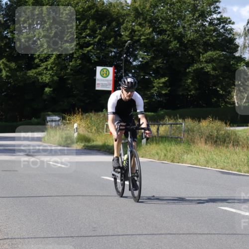 25.08.2024 - Elbe Triathlon Hamburg Fuchs,  Jonas http://msf.ph/oto/6856800 25.08.2024 10:40:37 Radfahren 491, 598, 781, 783, 648 meine-sportfotos.de