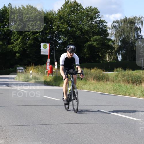 25.08.2024 - Elbe Triathlon Hamburg Fuchs,  Jonas http://msf.ph/oto/6856804 25.08.2024 10:40:37 Radfahren 491, 598, 781, 783, 648 meine-sportfotos.de