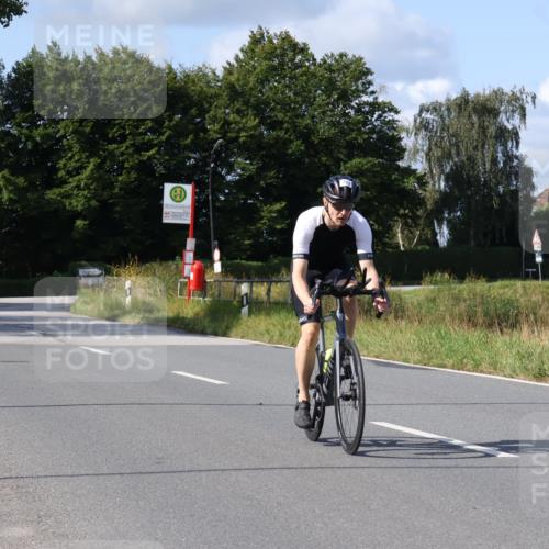 25.08.2024 - Elbe Triathlon Hamburg Fuchs,  Jonas http://msf.ph/oto/6856813 25.08.2024 10:40:37 Radfahren 491, 598, 781, 783, 648 meine-sportfotos.de