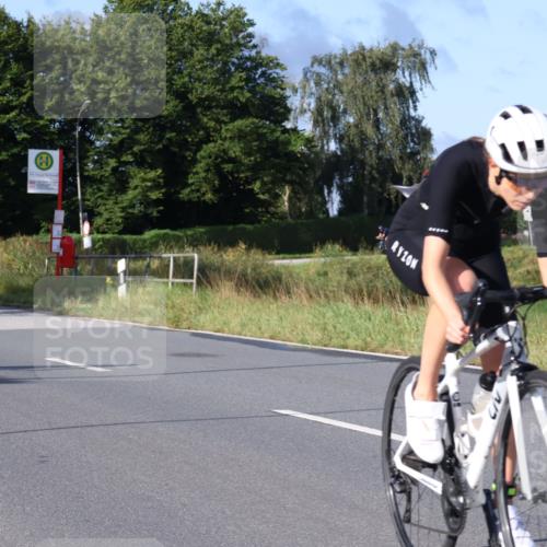 25.08.2024 - Elbe Triathlon Hamburg Fuchs,  Jonas http://msf.ph/oto/6856839 25.08.2024 09:20:29 Radfahren 109, 328, 274, 224, 316 meine-sportfotos.de