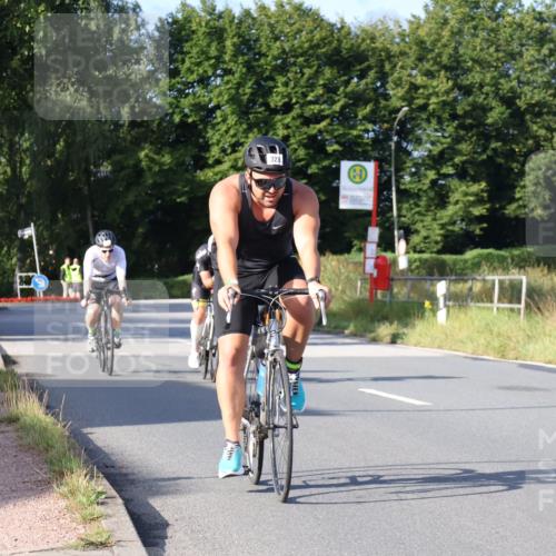 25.08.2024 - Elbe Triathlon Hamburg Fuchs,  Jonas http://msf.ph/oto/6856859 25.08.2024 09:20:30 Radfahren 109, 328, 274, 224, 316, 159 meine-sportfotos.de