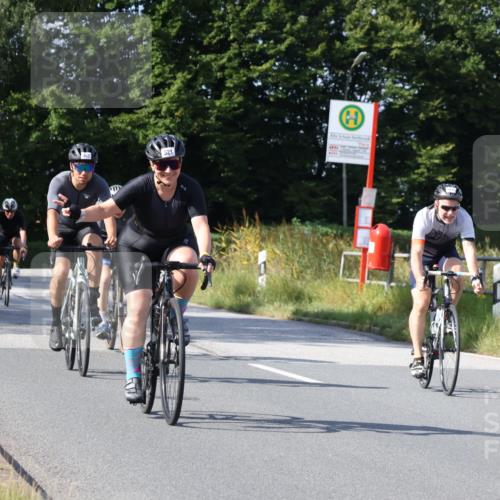 25.08.2024 - Elbe Triathlon Hamburg Fuchs,  Jonas http://msf.ph/oto/6856865 25.08.2024 10:40:51 Radfahren 521, 1418, 461, 612, 1417, 782 meine-sportfotos.de