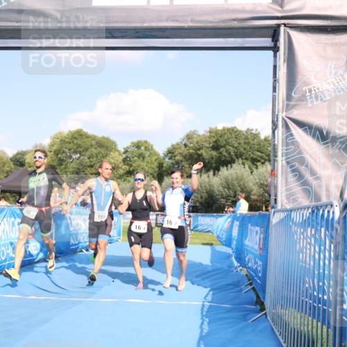 25.08.2024 - Elbe Triathlon Hamburg H.Heesch http://msf.ph/oto/6856893 25.08.2024 16:12:46 Ziel  meine-sportfotos.de