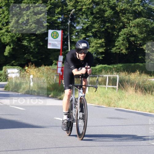 25.08.2024 - Elbe Triathlon Hamburg Fuchs,  Jonas http://msf.ph/oto/6856912 25.08.2024 09:20:34 Radfahren 109, 328, 274, 224, 316, 159, 245 meine-sportfotos.de