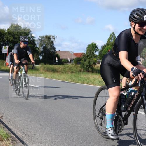25.08.2024 - Elbe Triathlon Hamburg Fuchs,  Jonas http://msf.ph/oto/6856923 25.08.2024 10:40:52 Radfahren 521, 1418, 461, 612, 1417, 782 meine-sportfotos.de