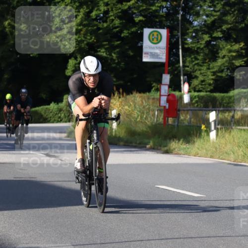 25.08.2024 - Elbe Triathlon Hamburg Fuchs,  Jonas http://msf.ph/oto/6856948 25.08.2024 09:20:36 Radfahren 328, 274, 224, 316, 159, 245, 80, 433 meine-sportfotos.de