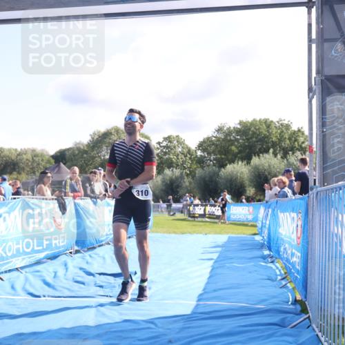 25.08.2024 - Elbe Triathlon Hamburg H.Heesch http://msf.ph/oto/6856975 25.08.2024 10:53:46 Ziel 133, 310, 318 meine-sportfotos.de