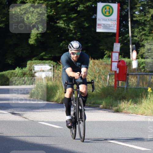 25.08.2024 - Elbe Triathlon Hamburg Fuchs,  Jonas http://msf.ph/oto/6856979 25.08.2024 09:20:38 Radfahren 224, 316, 159, 245, 80, 433 meine-sportfotos.de