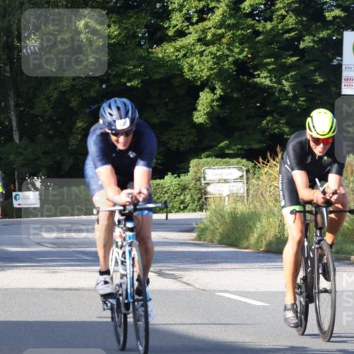 25.08.2024 - Elbe Triathlon Hamburg Fuchs,  Jonas http://msf.ph/oto/6857016 25.08.2024 09:20:40 Radfahren 316, 159, 245, 80, 433 meine-sportfotos.de