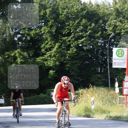 25.08.2024 - Elbe Triathlon Hamburg Fuchs,  Jonas http://msf.ph/oto/6857040 25.08.2024 10:41:08 Radfahren 1449, 582, 1438, 1445, 794, 1424 meine-sportfotos.de