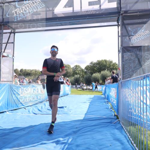 25.08.2024 - Elbe Triathlon Hamburg H.Heesch http://msf.ph/oto/6857041 25.08.2024 10:53:46 Ziel 133, 310, 318 meine-sportfotos.de