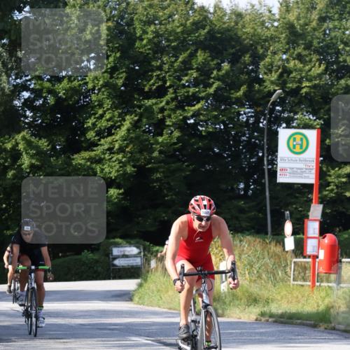 25.08.2024 - Elbe Triathlon Hamburg Fuchs,  Jonas http://msf.ph/oto/6857052 25.08.2024 10:41:09 Radfahren 1449, 582, 1438, 1445, 794, 1424 meine-sportfotos.de