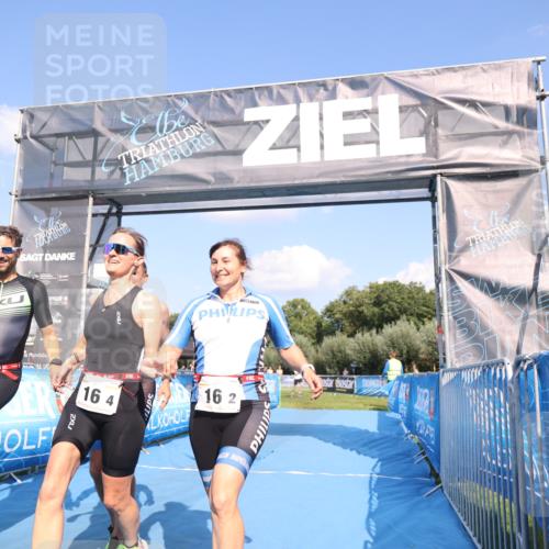 25.08.2024 - Elbe Triathlon Hamburg H.Heesch http://msf.ph/oto/6857055 25.08.2024 16:12:47 Ziel  meine-sportfotos.de