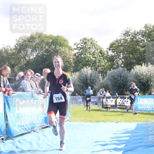 25.08.2024 - Elbe Triathlon Hamburg H.Heesch http://msf.ph/oto/6857061 25.08.2024 10:54:09 Ziel 154, 166 meine-sportfotos.de