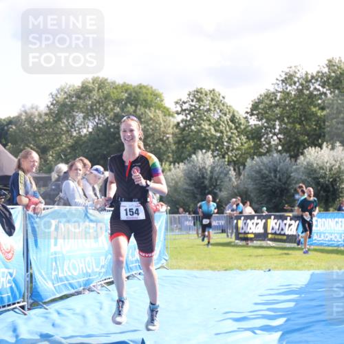 25.08.2024 - Elbe Triathlon Hamburg H.Heesch http://msf.ph/oto/6857068 25.08.2024 10:54:09 Ziel 154, 166 meine-sportfotos.de