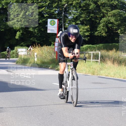25.08.2024 - Elbe Triathlon Hamburg Fuchs,  Jonas http://msf.ph/oto/6857097 25.08.2024 09:20:49 Radfahren 424, 100 meine-sportfotos.de