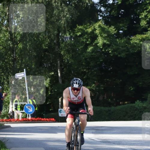 25.08.2024 - Elbe Triathlon Hamburg Fuchs,  Jonas http://msf.ph/oto/6857154 25.08.2024 10:41:14 Radfahren 1438, 1445, 794, 1424, 273 meine-sportfotos.de