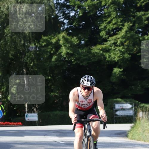 25.08.2024 - Elbe Triathlon Hamburg Fuchs,  Jonas http://msf.ph/oto/6857181 25.08.2024 10:41:15 Radfahren 1438, 1445, 794, 1424, 273 meine-sportfotos.de