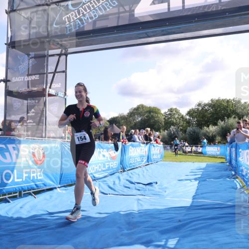 25.08.2024 - Elbe Triathlon Hamburg H.Heesch http://msf.ph/oto/6857200 25.08.2024 10:54:10 Ziel 154, 166 meine-sportfotos.de