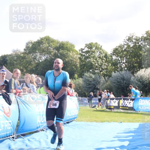 25.08.2024 - Elbe Triathlon Hamburg H.Heesch http://msf.ph/oto/6857248 25.08.2024 10:54:15 Ziel 154, 166, 308 meine-sportfotos.de