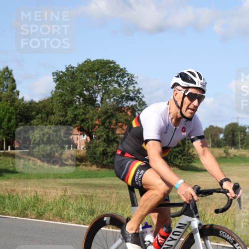25.08.2024 - Elbe Triathlon Hamburg Fuchs,  Jonas http://msf.ph/oto/6857255 25.08.2024 10:41:54 Radfahren 472, 1462 meine-sportfotos.de