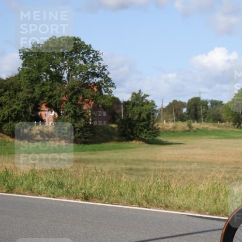 25.08.2024 - Elbe Triathlon Hamburg Fuchs,  Jonas http://msf.ph/oto/6857261 25.08.2024 10:41:54 Radfahren 472, 1462 meine-sportfotos.de