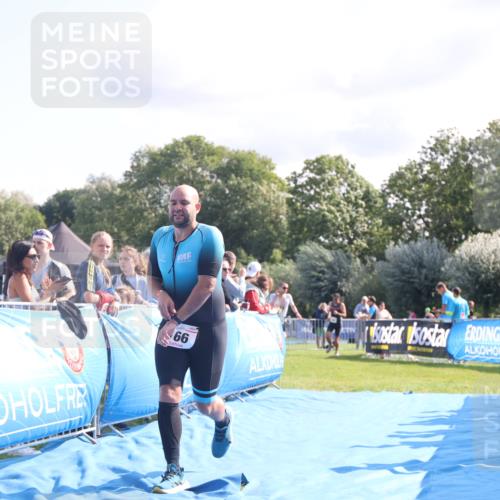 25.08.2024 - Elbe Triathlon Hamburg H.Heesch http://msf.ph/oto/6857278 25.08.2024 10:54:15 Ziel 154, 166, 308 meine-sportfotos.de
