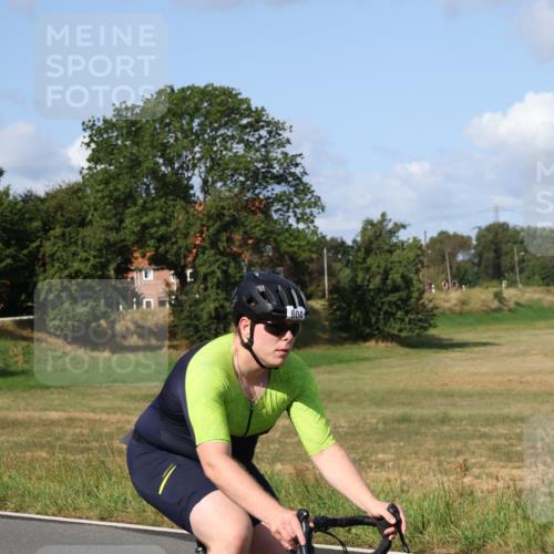 25.08.2024 - Elbe Triathlon Hamburg Fuchs,  Jonas http://msf.ph/oto/6857279 25.08.2024 10:42:04 Radfahren 604, 490 meine-sportfotos.de