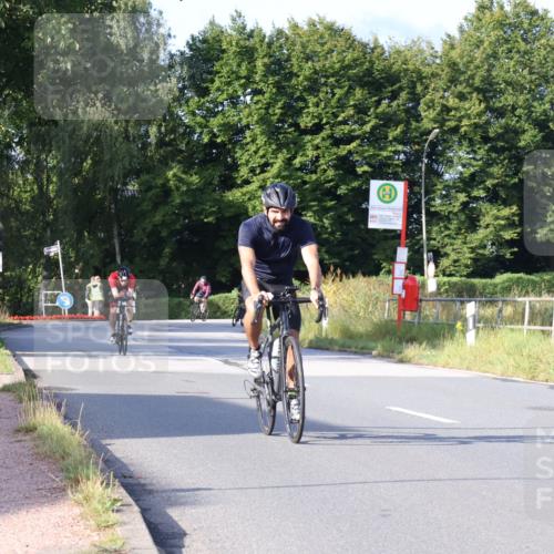25.08.2024 - Elbe Triathlon Hamburg Fuchs,  Jonas http://msf.ph/oto/6857294 25.08.2024 09:21:02 Radfahren 203, 1850, 89, 399, 267, 79, 39 meine-sportfotos.de