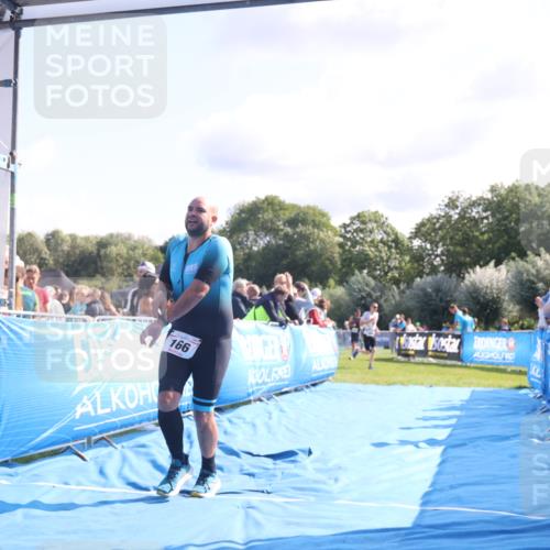 25.08.2024 - Elbe Triathlon Hamburg H.Heesch http://msf.ph/oto/6857296 25.08.2024 10:54:16 Ziel 154, 166, 308 meine-sportfotos.de