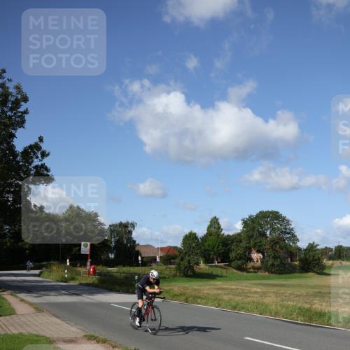 25.08.2024 - Elbe Triathlon Hamburg Fuchs,  Jonas http://msf.ph/oto/6857308 25.08.2024 10:42:15 Radfahren 490, 772 meine-sportfotos.de