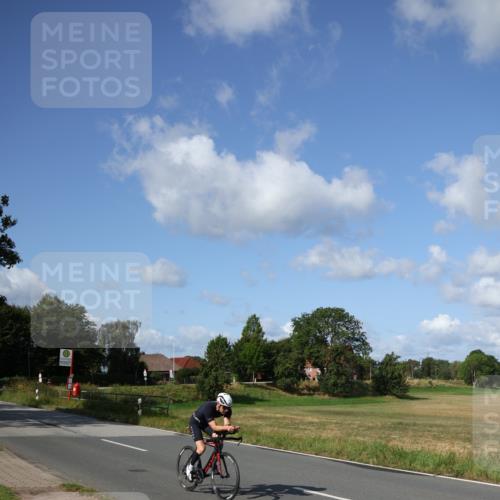 25.08.2024 - Elbe Triathlon Hamburg Fuchs,  Jonas http://msf.ph/oto/6857314 25.08.2024 10:42:16 Radfahren 490, 772 meine-sportfotos.de