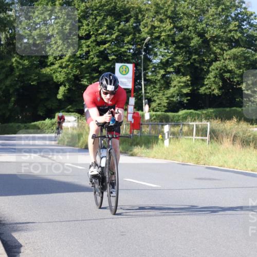 25.08.2024 - Elbe Triathlon Hamburg Fuchs,  Jonas http://msf.ph/oto/6857331 25.08.2024 09:21:04 Radfahren 1850, 89, 399, 267, 79, 39, 81 meine-sportfotos.de