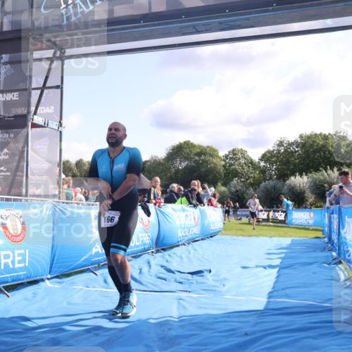 25.08.2024 - Elbe Triathlon Hamburg H.Heesch http://msf.ph/oto/6857343 25.08.2024 10:54:16 Ziel 154, 166, 308 meine-sportfotos.de