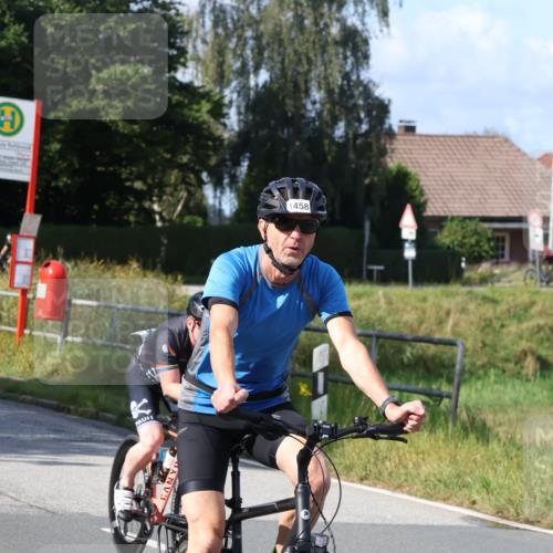 25.08.2024 - Elbe Triathlon Hamburg Fuchs,  Jonas http://msf.ph/oto/6857344 25.08.2024 10:42:23 Radfahren 768, 1458, 1441, 1414, 1403 meine-sportfotos.de