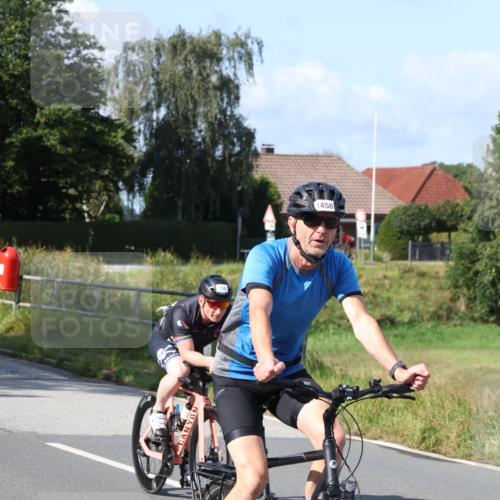 25.08.2024 - Elbe Triathlon Hamburg Fuchs,  Jonas http://msf.ph/oto/6857350 25.08.2024 10:42:23 Radfahren 768, 1458, 1441, 1414, 1403 meine-sportfotos.de