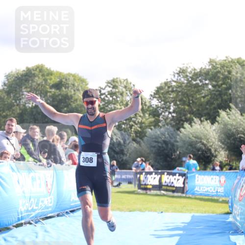 25.08.2024 - Elbe Triathlon Hamburg H.Heesch http://msf.ph/oto/6857383 25.08.2024 10:54:22 Ziel 166, 308 meine-sportfotos.de