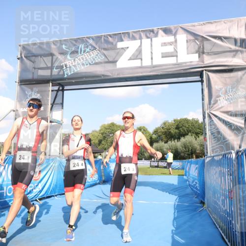 25.08.2024 - Elbe Triathlon Hamburg H.Heesch http://msf.ph/oto/6857384 25.08.2024 16:14:01 Ziel  meine-sportfotos.de