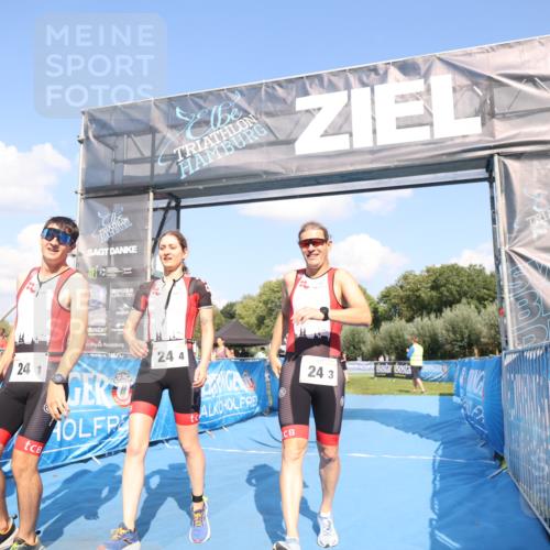25.08.2024 - Elbe Triathlon Hamburg H.Heesch http://msf.ph/oto/6857406 25.08.2024 16:14:01 Ziel  meine-sportfotos.de