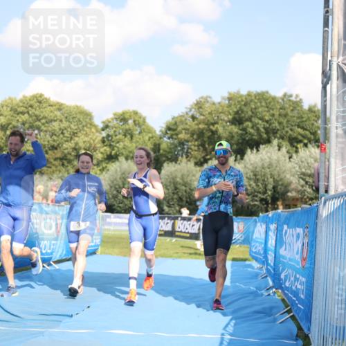 25.08.2024 - Elbe Triathlon Hamburg H.Heesch http://msf.ph/oto/6857498 25.08.2024 16:17:24 Ziel  meine-sportfotos.de