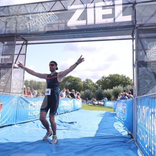 25.08.2024 - Elbe Triathlon Hamburg H.Heesch http://msf.ph/oto/6857499 25.08.2024 10:54:24 Ziel 308 meine-sportfotos.de