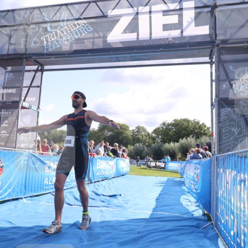 25.08.2024 - Elbe Triathlon Hamburg H.Heesch http://msf.ph/oto/6857508 25.08.2024 10:54:24 Ziel 308 meine-sportfotos.de
