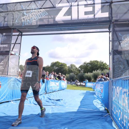 25.08.2024 - Elbe Triathlon Hamburg H.Heesch http://msf.ph/oto/6857519 25.08.2024 10:54:24 Ziel 308 meine-sportfotos.de